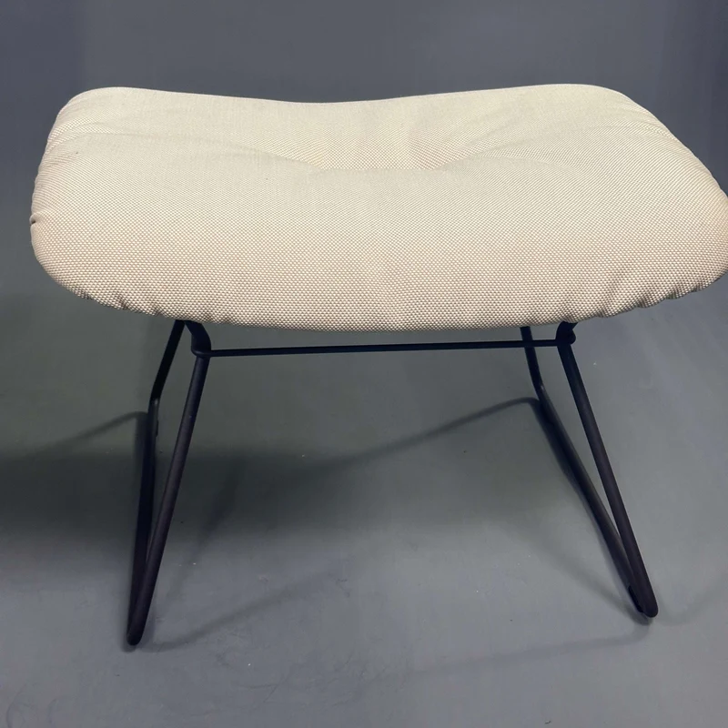 Freifrau Manufaktur Leya Wingback mit Hocker Stoff creme