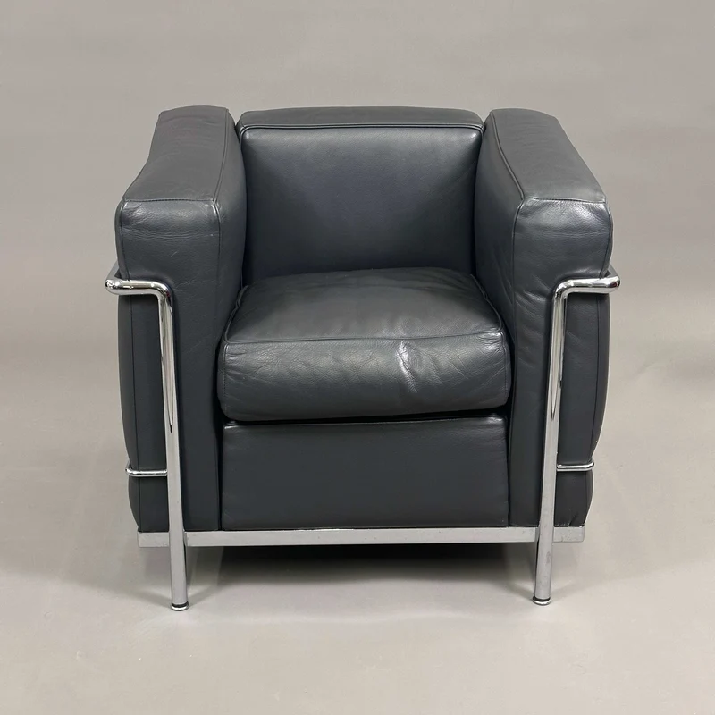 Cassina LC2 Sessel Leder anthrazit