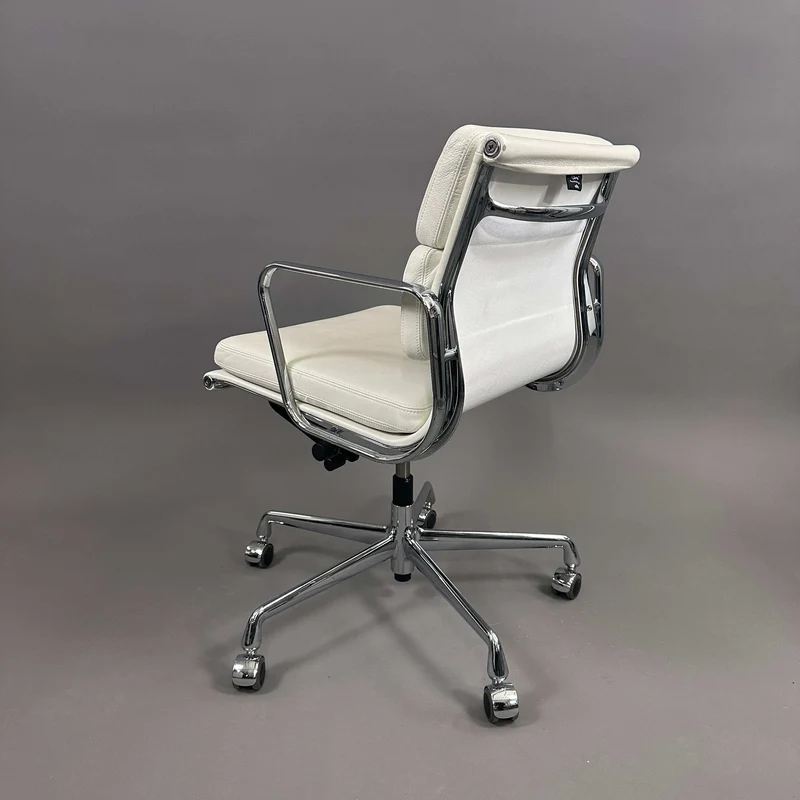 Vitra EA 217 Leder weiß