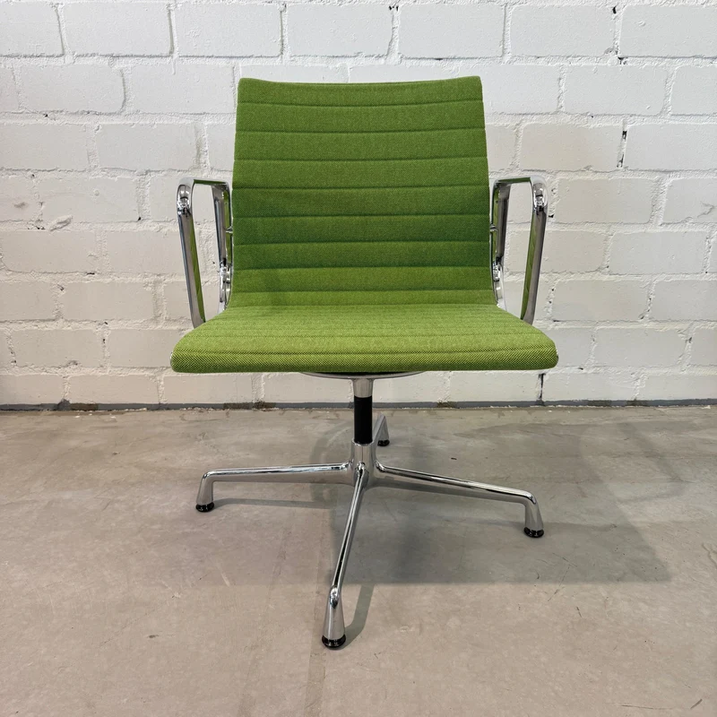 Vitra EA 108 Hopsak wiesengrün/wald