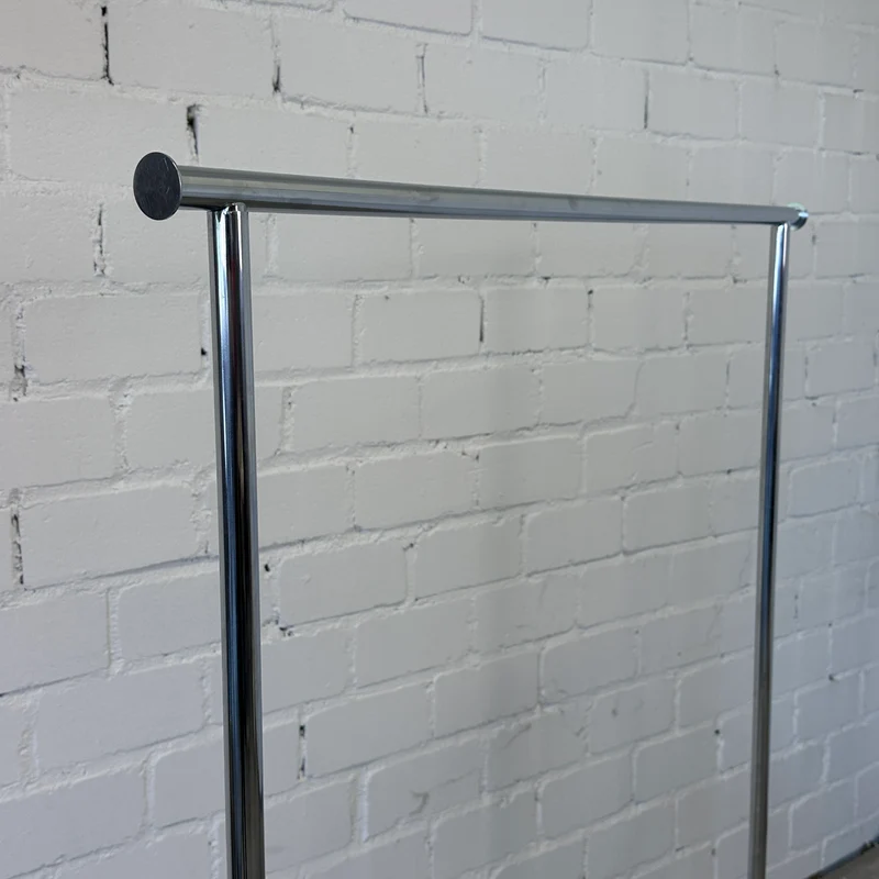Wenko Garderobe / Kleiderständer Chrom