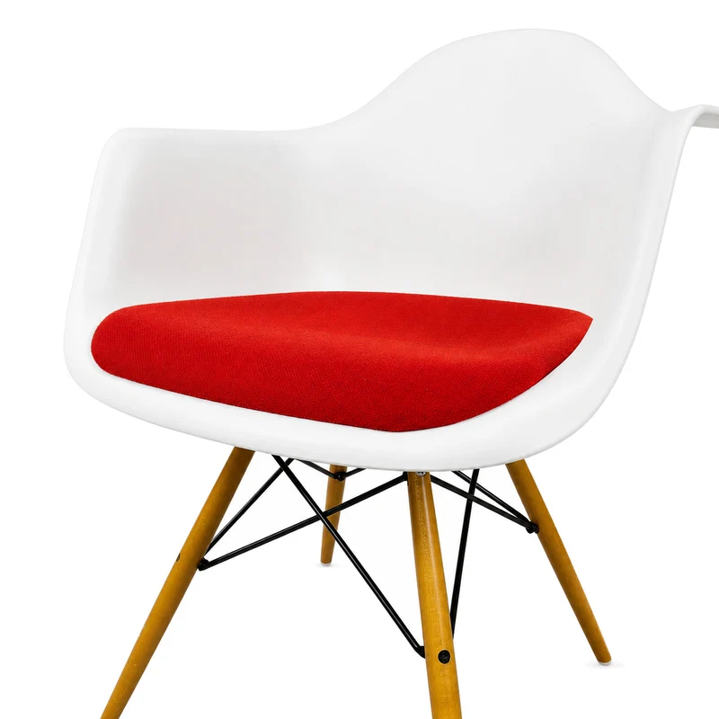 Vitra DAW Eames Plastic Armchair weiß/rot