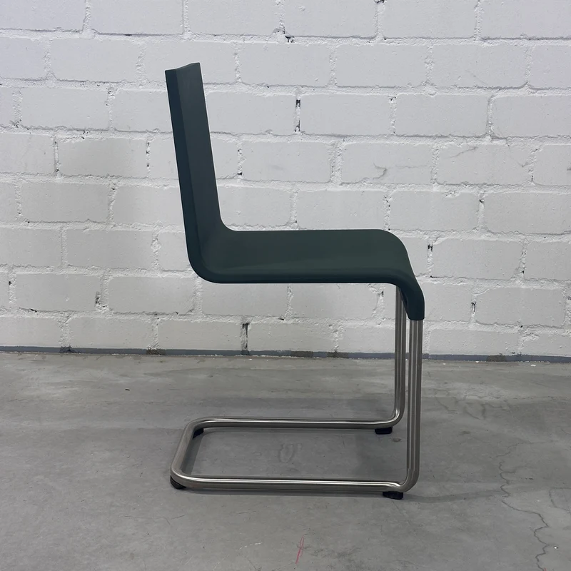 Vitra .05 Besucherstuhl dunkelgrün