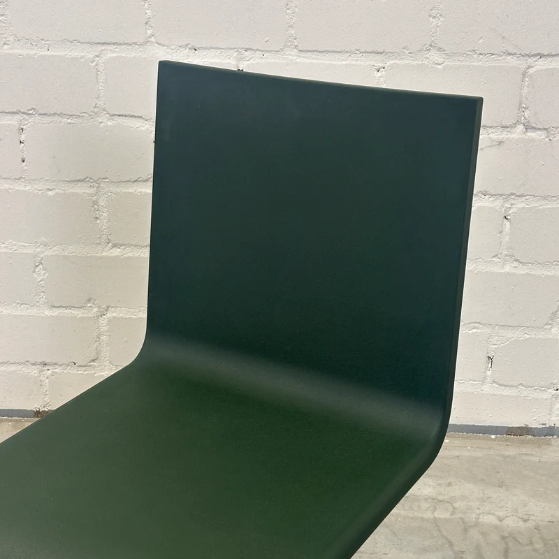 Vitra .05 Besucherstuhl dunkelgrün