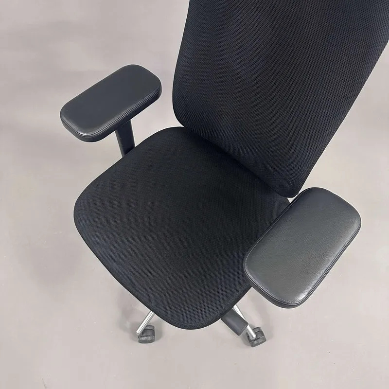 Vitra Headline schwarz, Chrom Gestell