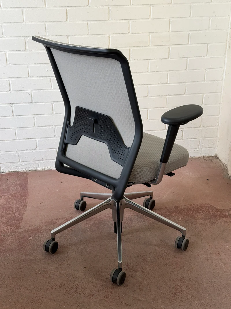 Vitra ID Mesh hellgrau