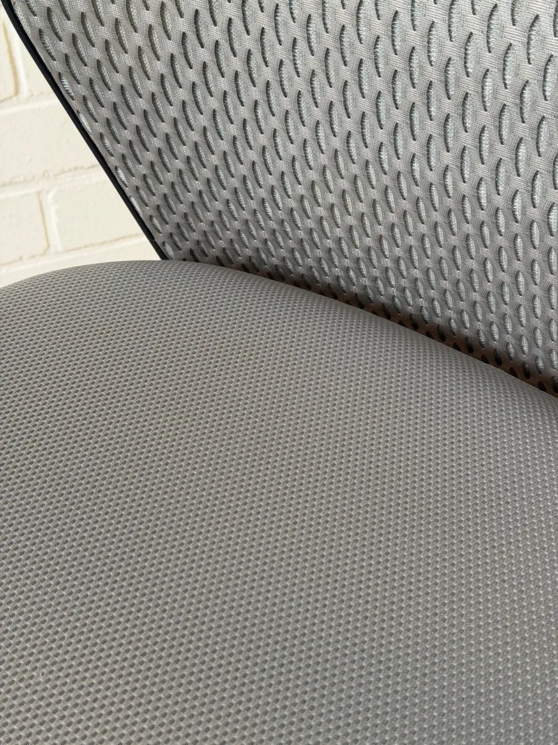 Vitra ID Mesh hellgrau