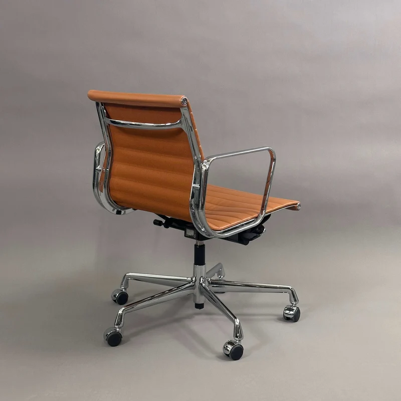 Vitra EA 117 Premiumleder hellbraun