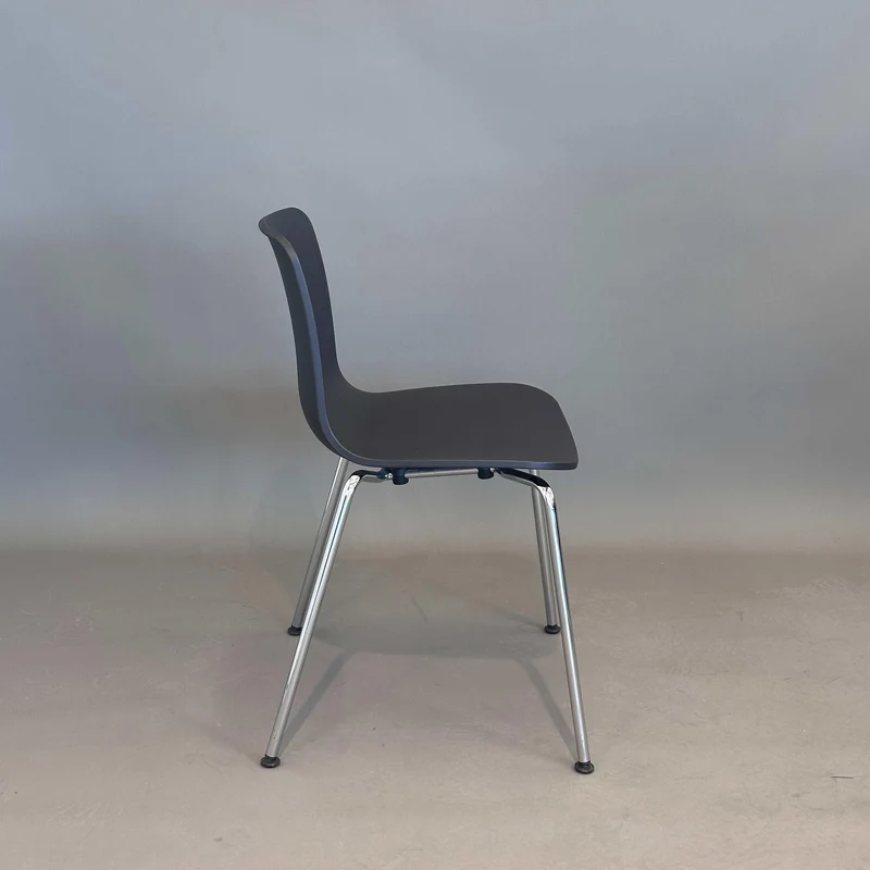 Vitra HAL Schalenstuhl schwarz