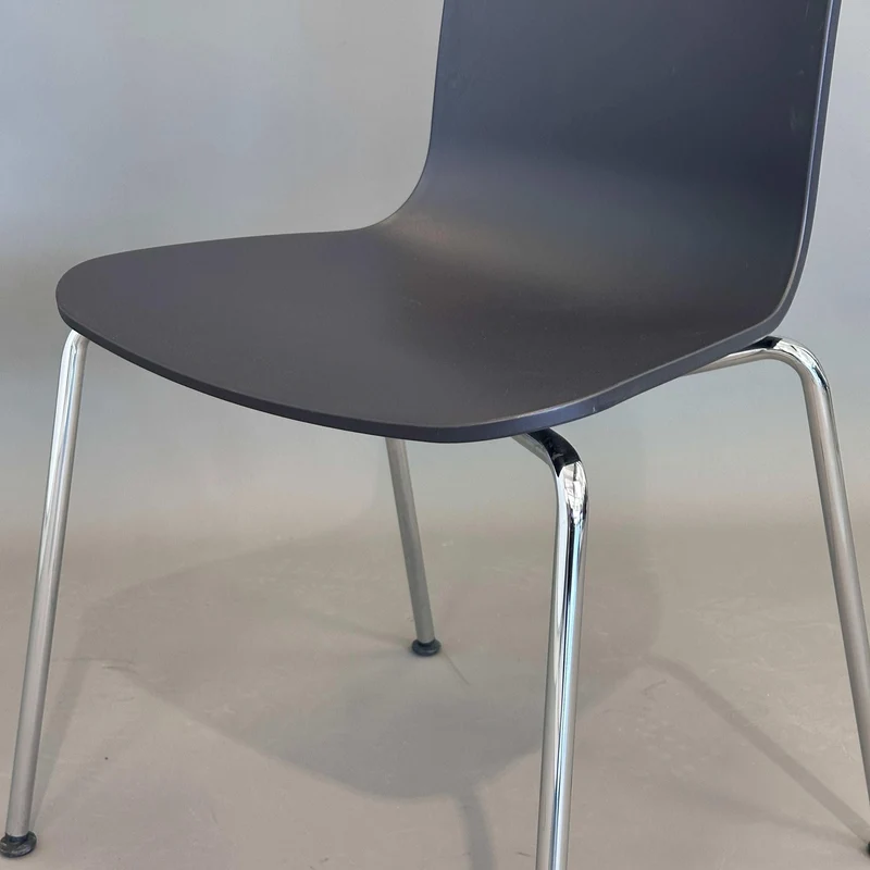 Vitra HAL Schalenstuhl schwarz