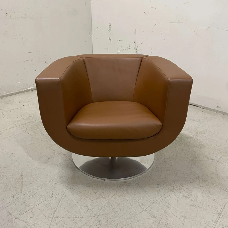 B&B Italia Loungesessel Tulip Cognac / silber