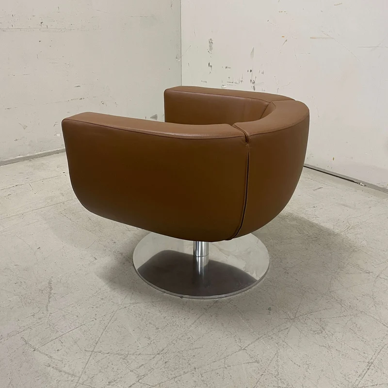 B&B Italia Loungesessel Tulip Cognac / silber