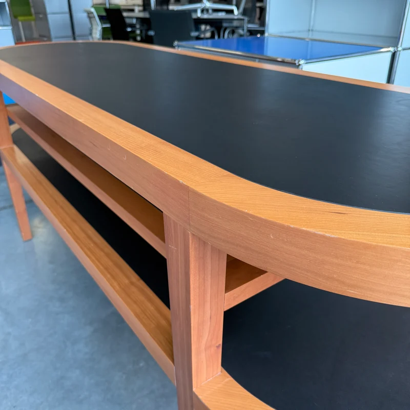 Handgefertigter Beistelltisch/Serviertisch