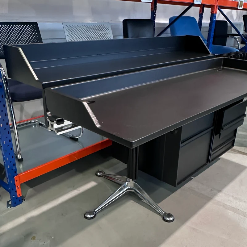 Herman Miller Schreibtischanlage Burdick