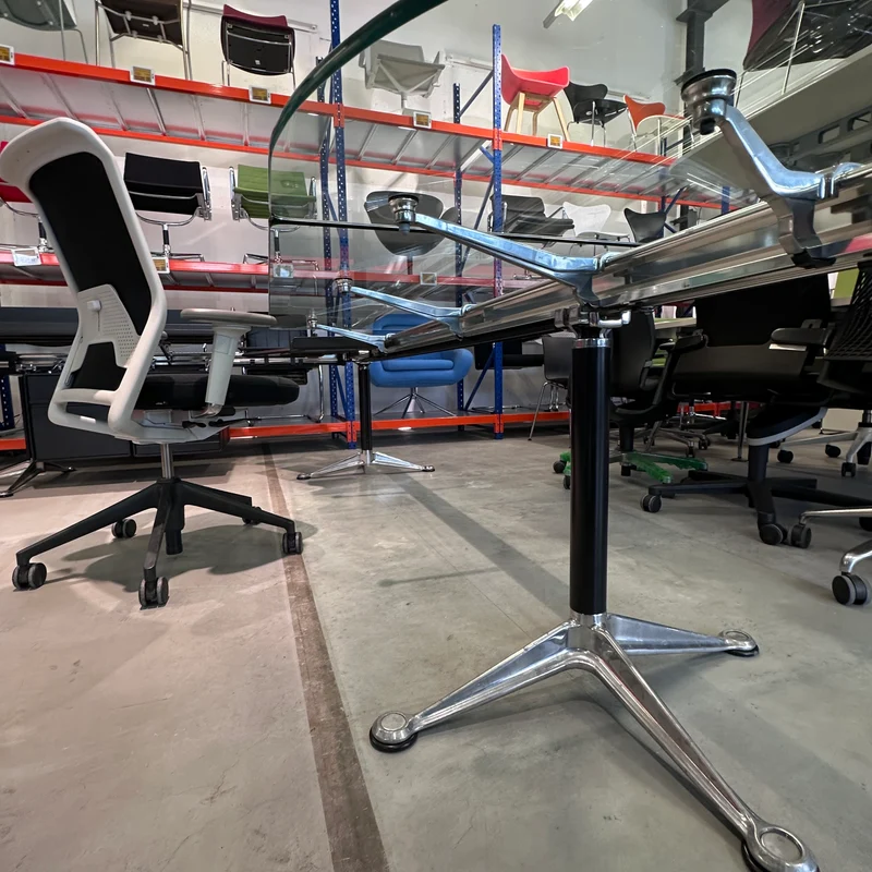 Herman Miller Schreibtischanlage Burdick