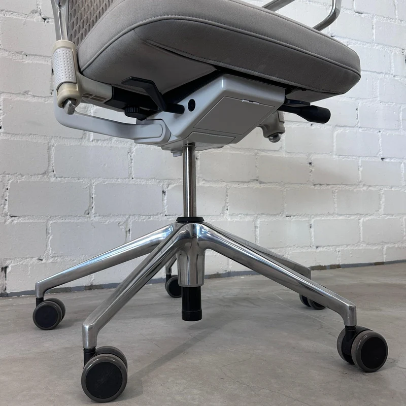 Vitra ID Mesh hellgrau