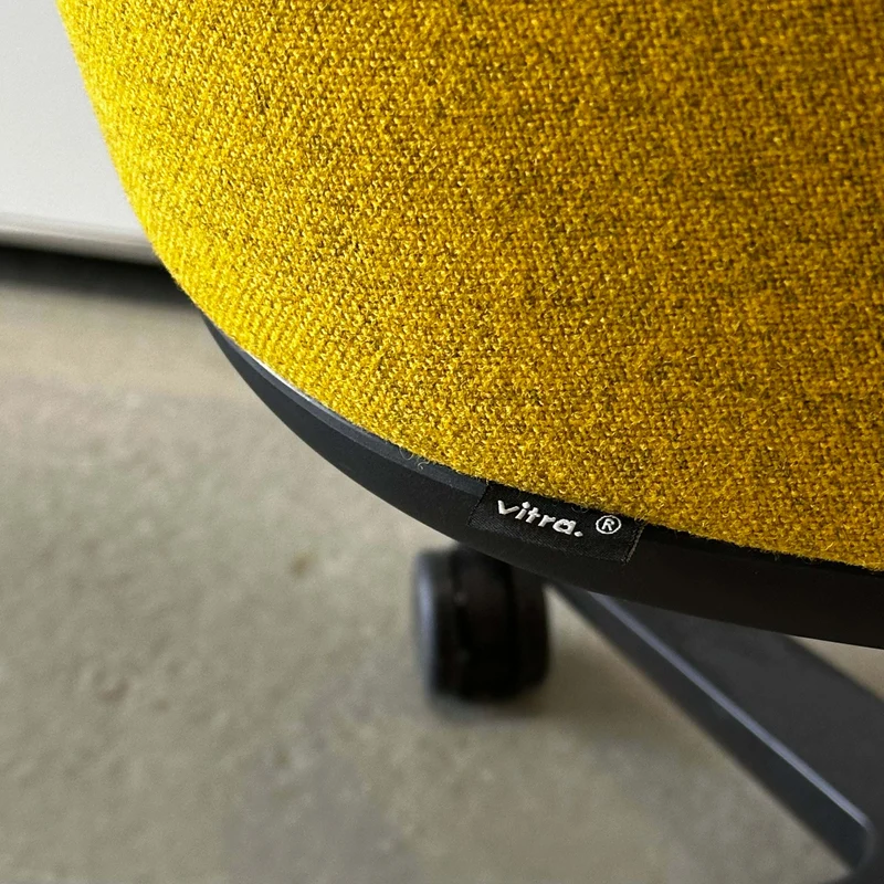 Vitra Softshell Chair Five Star Base Drehstuhl