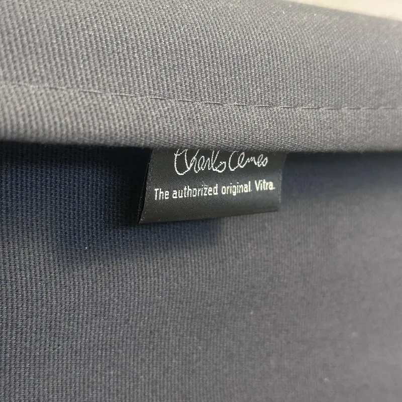 Vitra EA 219 Stoff schwarz Chrom