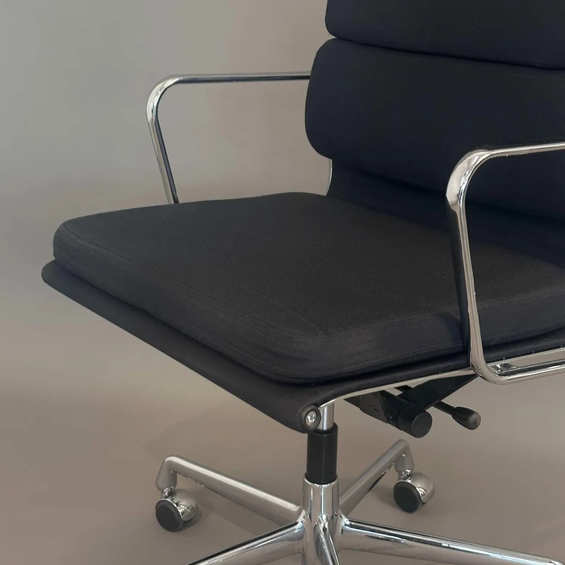 Vitra EA 219 Stoff schwarz Chrom