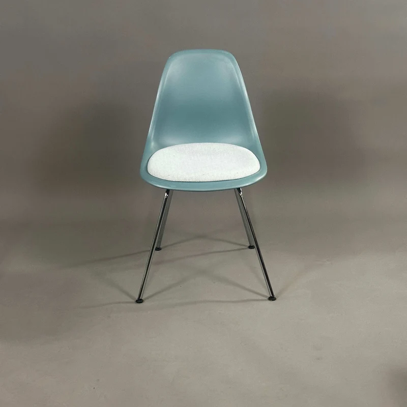 Vitra DSX Plastic Sidechair Petrol mit Sitzkissen