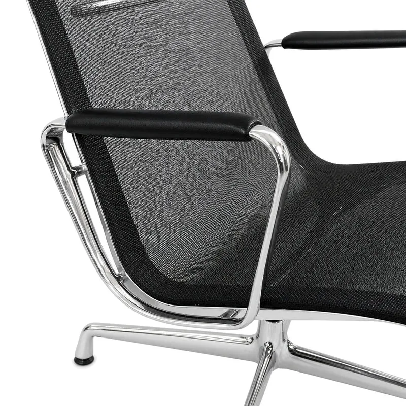 Vitra EA 116 Netz schwarz Chrom mit Lederarmlehnen