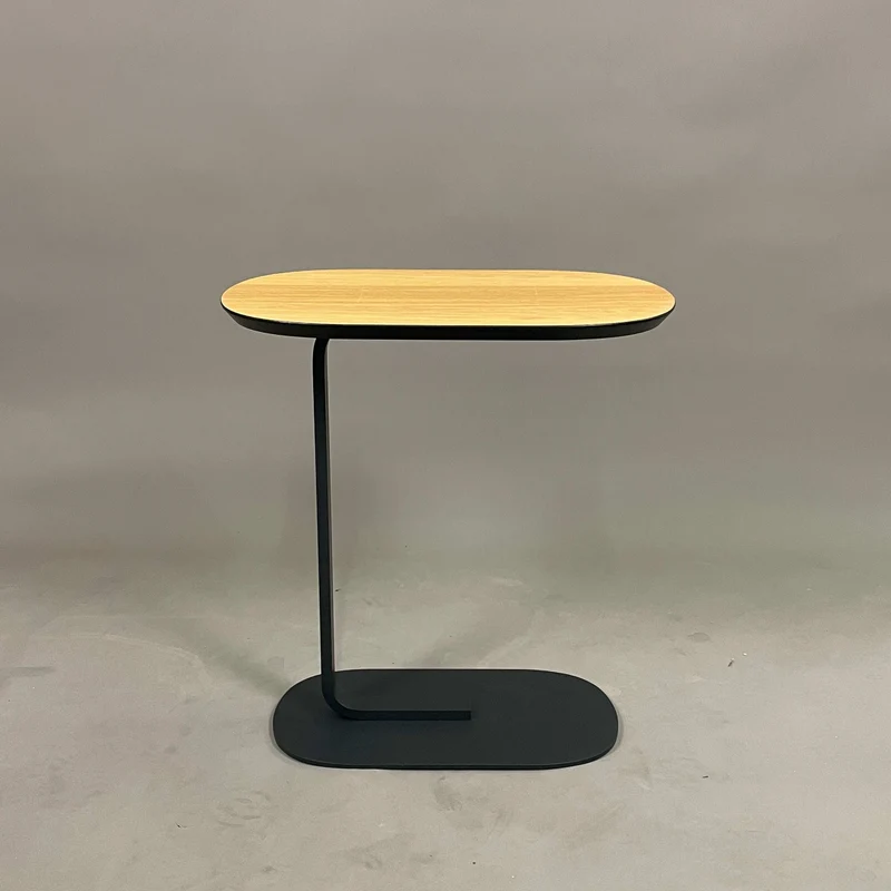 Muuto Relate Beistelltisch
