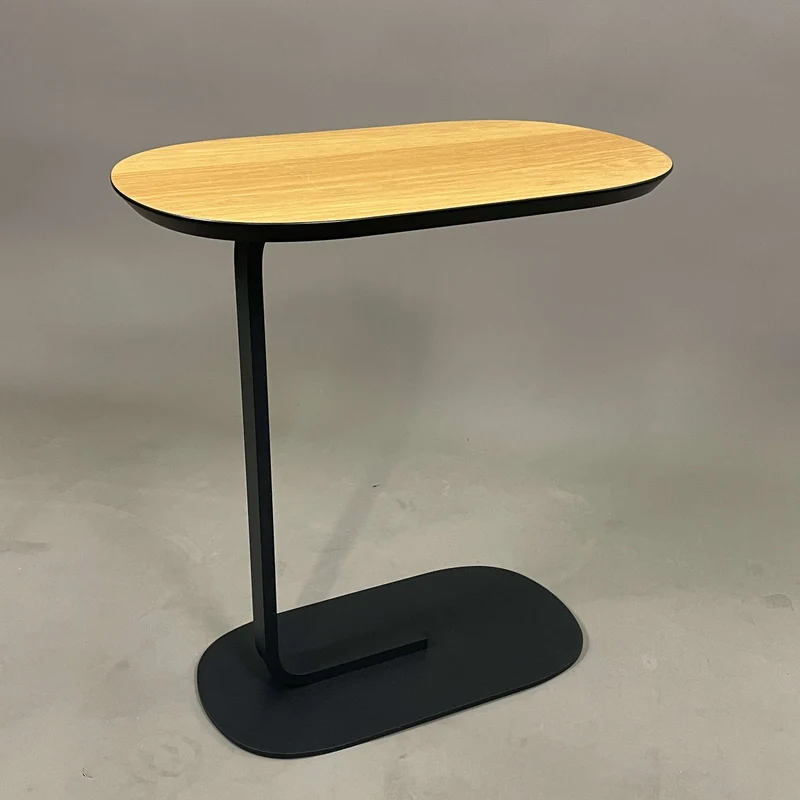 Muuto Relate Beistelltisch