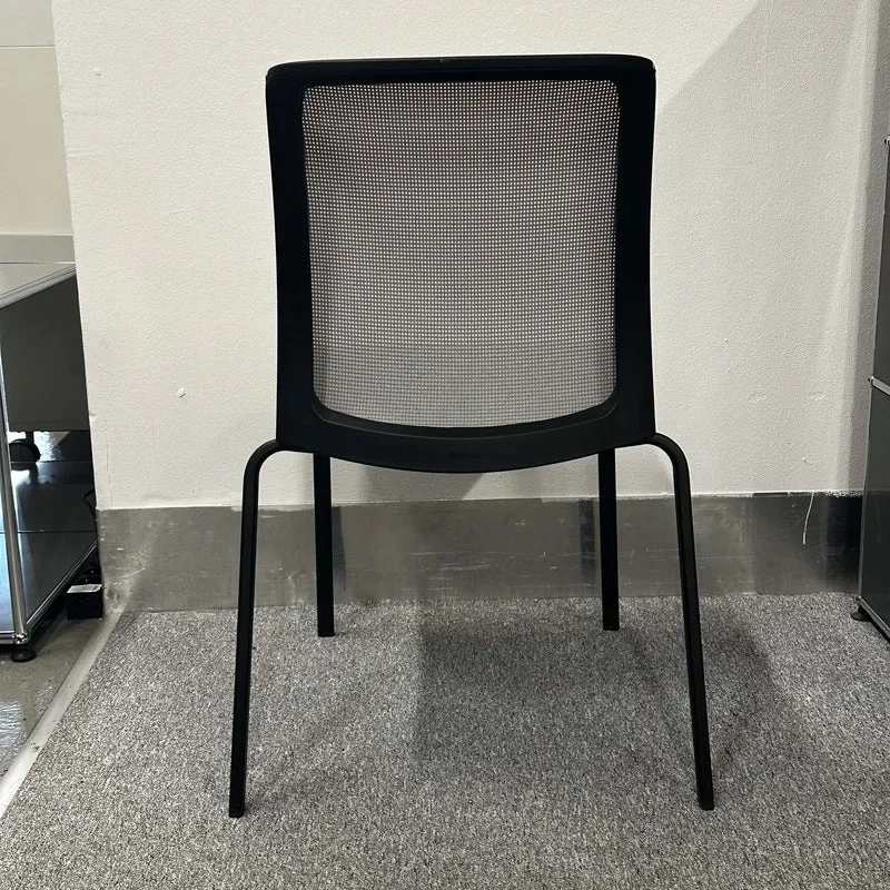 Steelcase Eastside Stapelstuhl