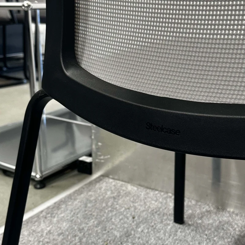 Steelcase Eastside Stapelstuhl