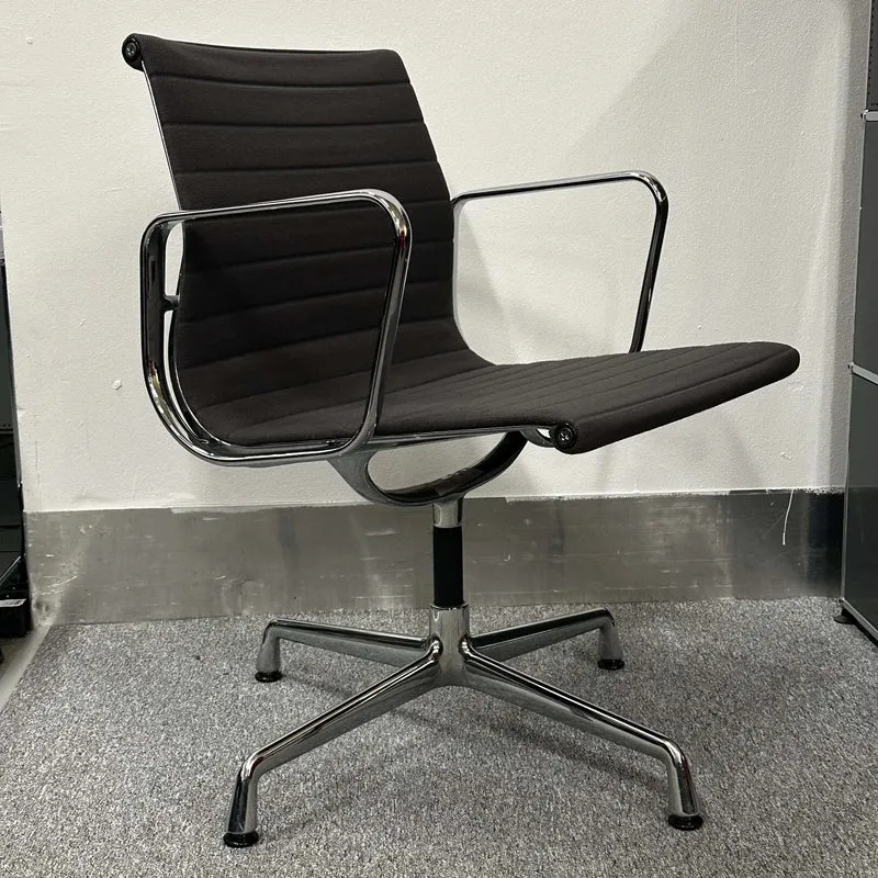 Vitra EA 108 anthrazit drehbar