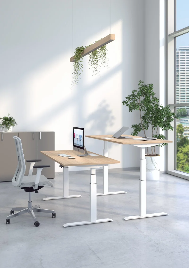 Elektrisch höhenverstellbarer Schreibtisch Active