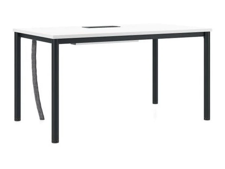 Schreibtisch E10 mit 4-Fußgestell