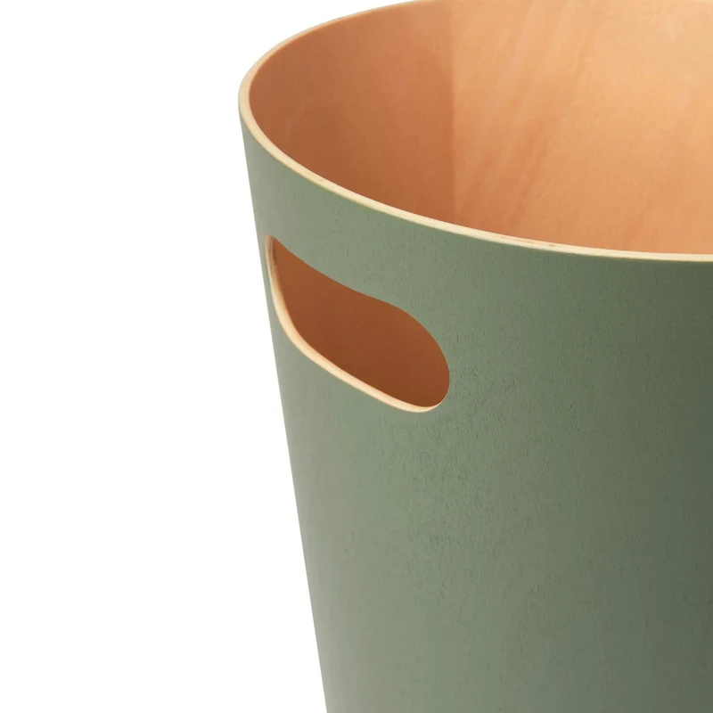 axisgo - Umbra Woodrow Abfalleimer – Zweifarbiger Holz Papierkorb für Büro, Badezimmer, Wohnzimmer und Mehr, 7,5l Fassungsvermögen, Salbei