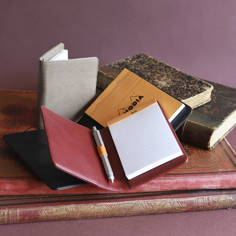 axisgo - Rhodia 216001C - Mappe für Block oder Notizheft Rhodiarama - N°16, für DIN A5 (14,8x21 cm) 17,5x23,5 cm, elegant und praktisch, schwarz, 1 Stück