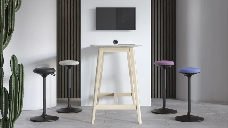 Steh/Sitz Hocker Wobby