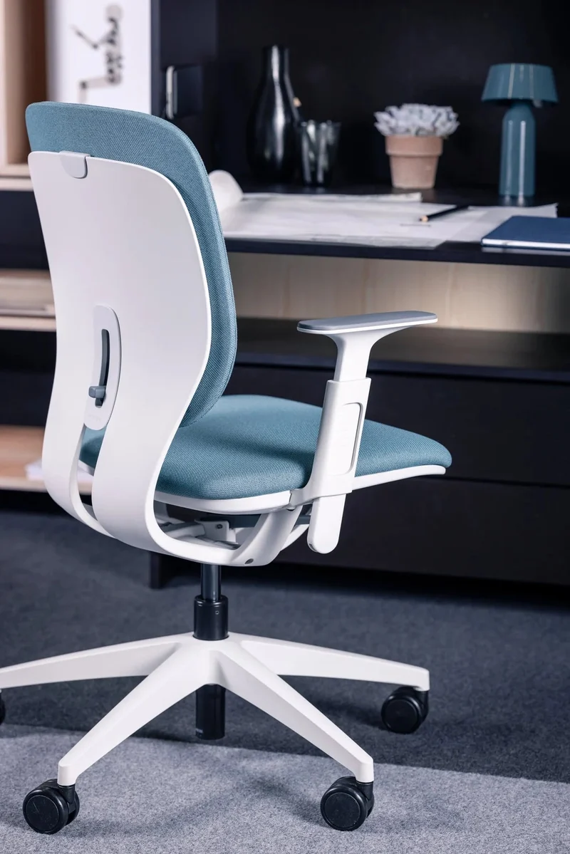 Klöber LIM White Padded (Mit Funktionsarmlehne)