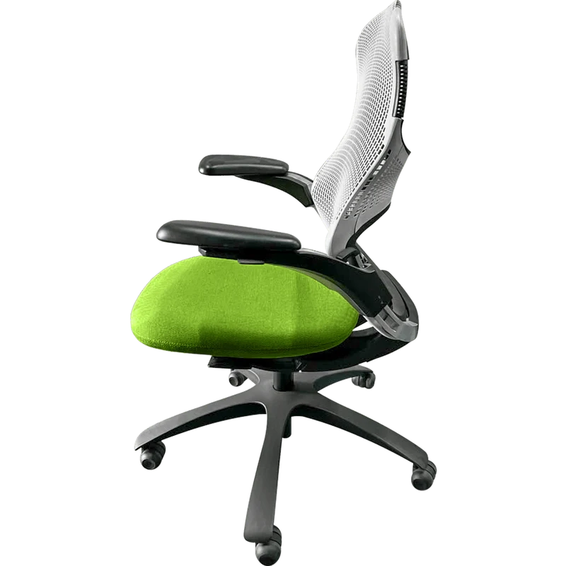 Knoll Generation Chair & Herman Miller Meridian Pedestal Bundle (Renewed)