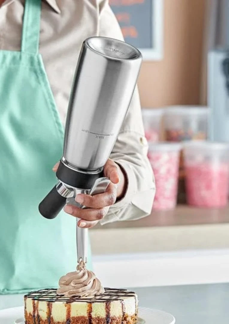 iSi North America Sahne-Profi-Peitsche (1 Qt) – professioneller Schlagsahne-Spender, 5 x Erträge für