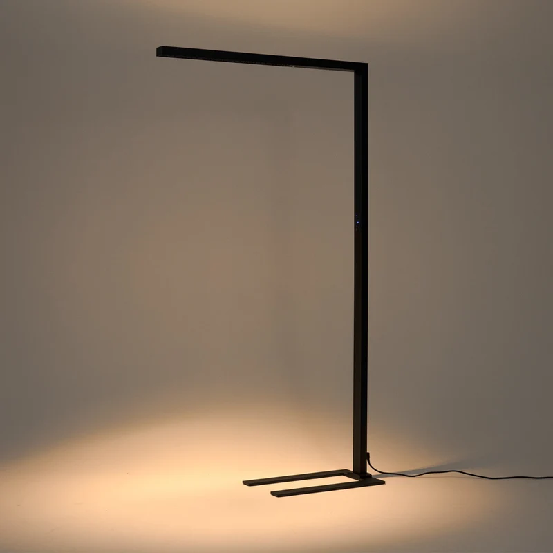 Lamp Pro - LED Stehlampe