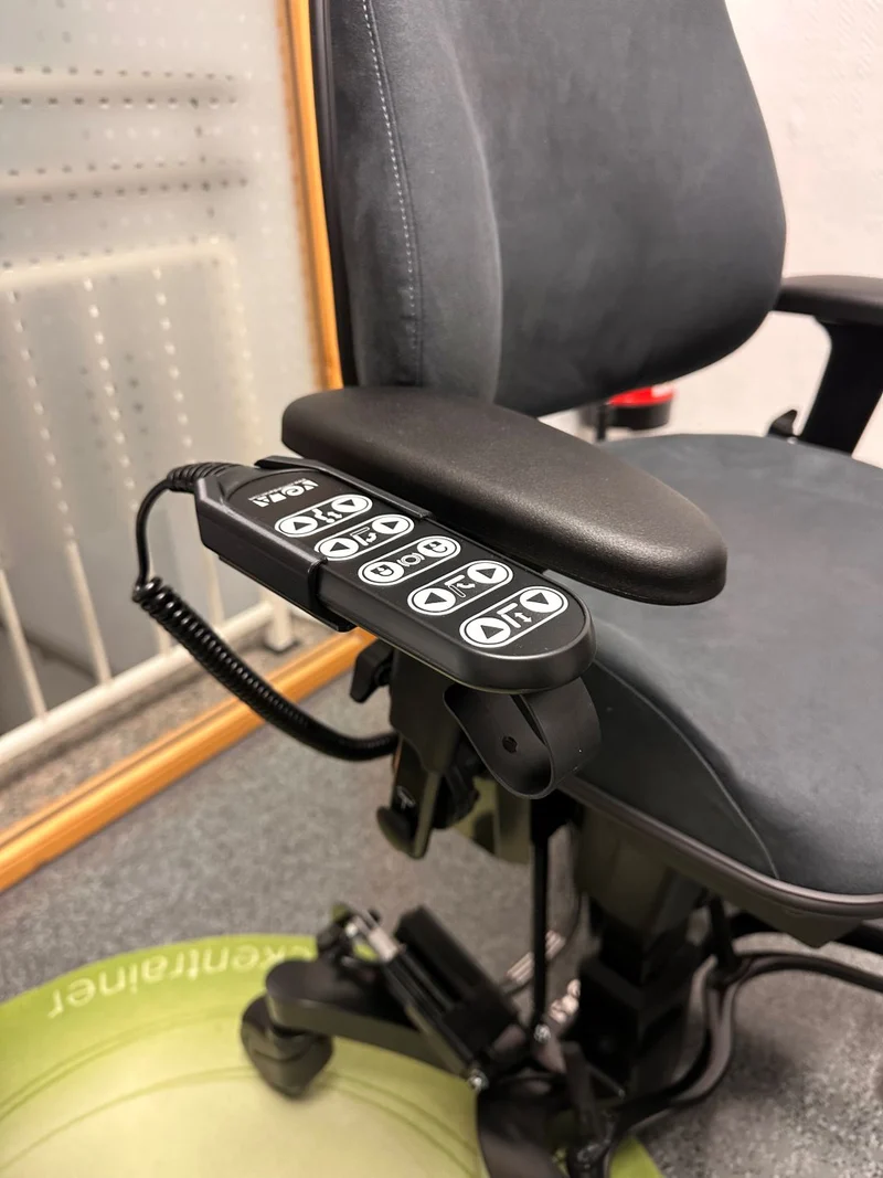 Vela Tango 700/700E Trippelstuhl Konfigurator