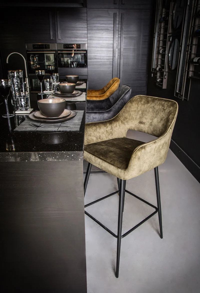 Barhocker Fal Low Velvet für Kücheninseln