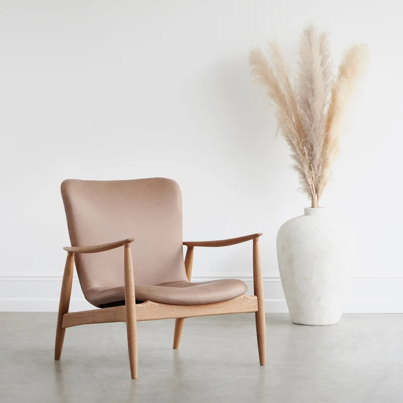 Korobi II Loungestuhl Leder