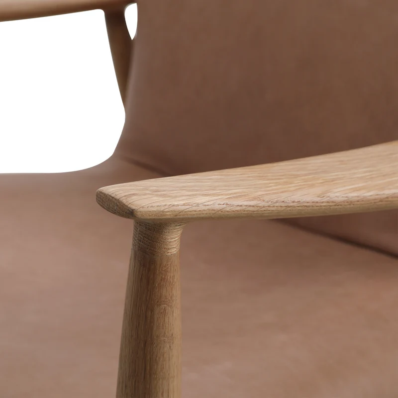 Korobi II Loungestuhl Leder