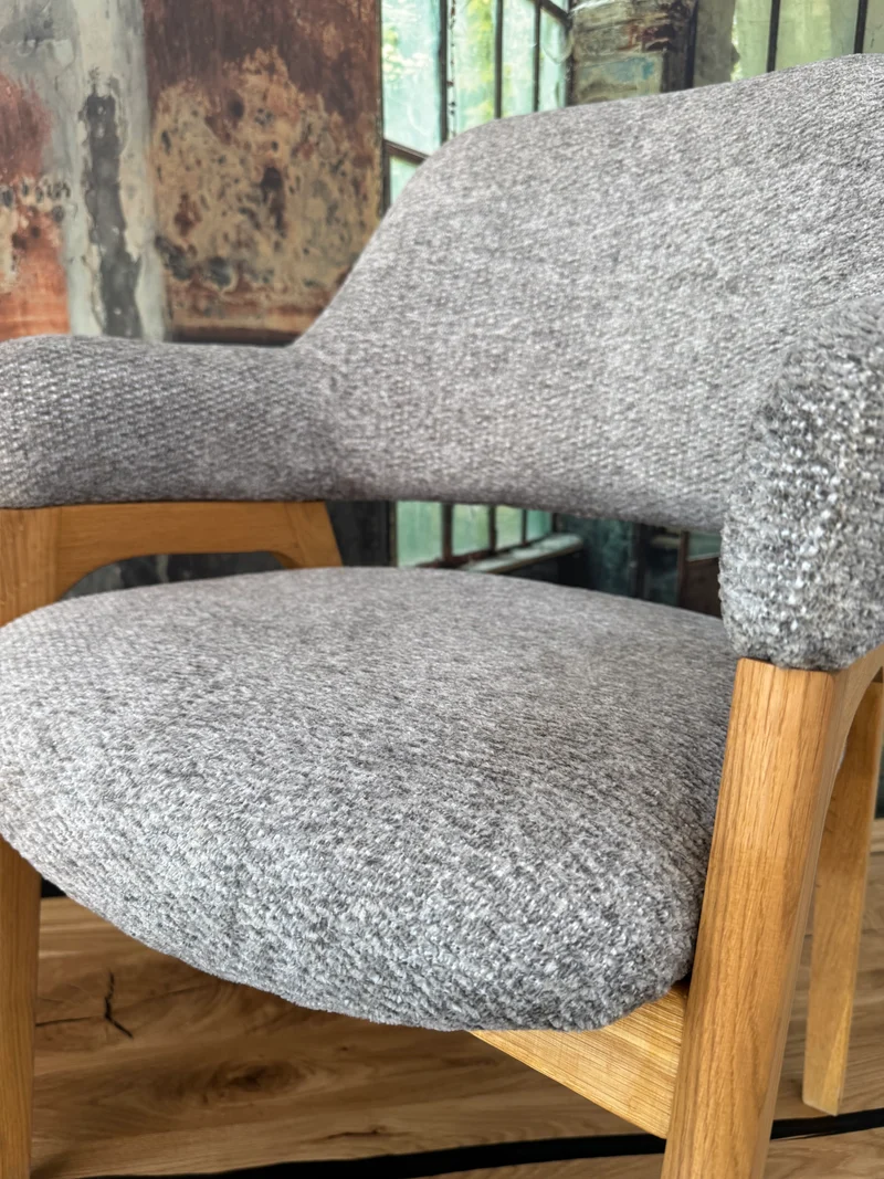 Stuhl Esszimmerstuhl +Massivholzgestell +extra dick gepolstert +vers. Farben +Neu auf Lager