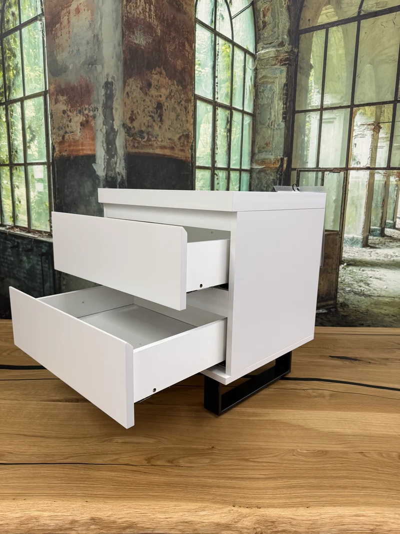 Nachttisch Nachtkommode Kommode +Griffmulde +Softclose +Metallfüße +Neu auf Lager