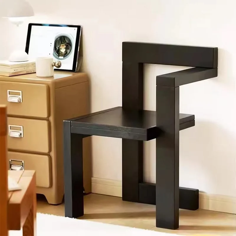 Moderner Beistelltisch aus Massivholz™ | Eleganter Beistelltisch mit Herz