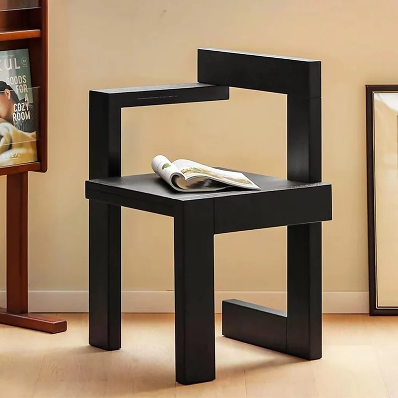 Moderner Beistelltisch aus Massivholz™ | Eleganter Beistelltisch mit Herz