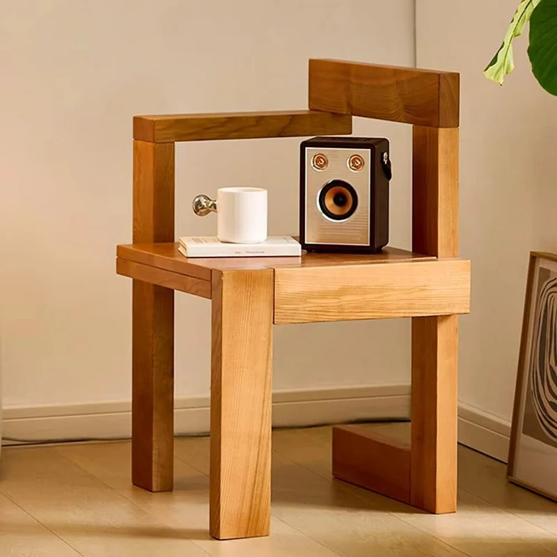 Moderner Beistelltisch aus Massivholz™ | Eleganter Beistelltisch mit Herz