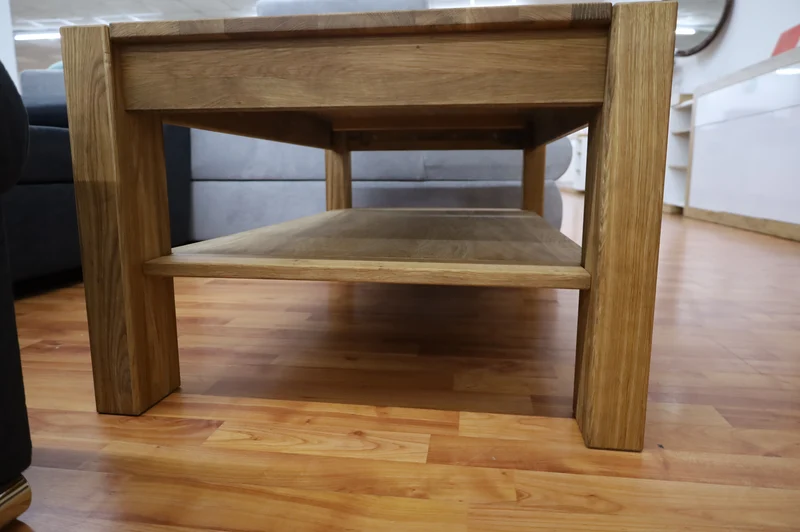 Couchtisch + Massiv Holz Eiche + zusätzliche Ablage