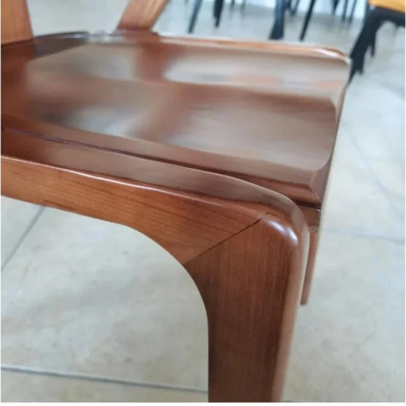 Stühle mit Holzlehne™ | Zeitlos schön gemütlich nordisch